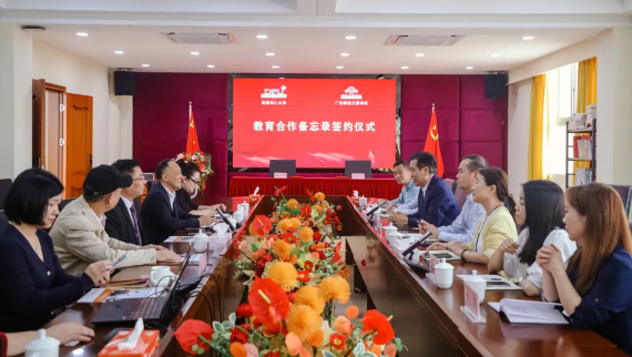 国际教育新路向！顺德文德学校与泰国博仁大学签署教育合作备忘录